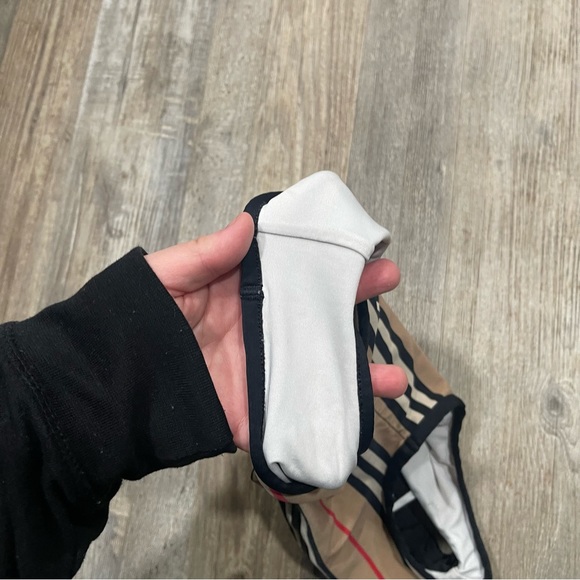 Burberry swim one piece for toddler girl size 3Y - Picture 8 of 9